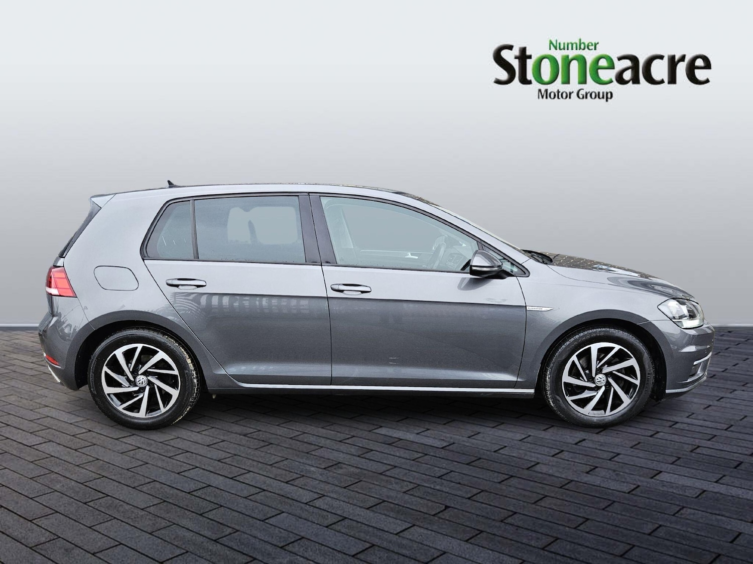 Used Volkswagen Golf 2019 for sale - 77723305: Photo 2