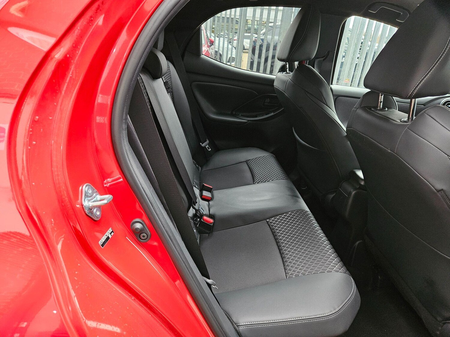 Used Mazda Mazda2 HYBRID for sale - 77882234: Photo 17