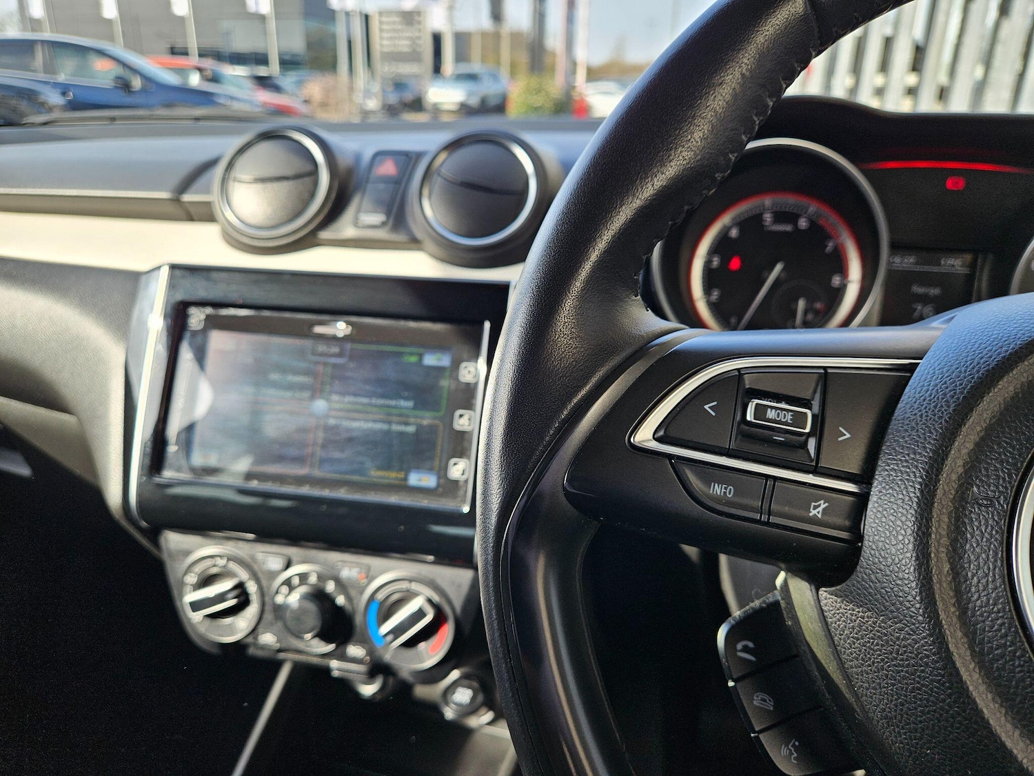 Used Suzuki Swift for sale - 77970408: Photo 15