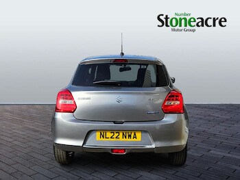 Used Suzuki Swift 2022 for sale - 77970408: Photo