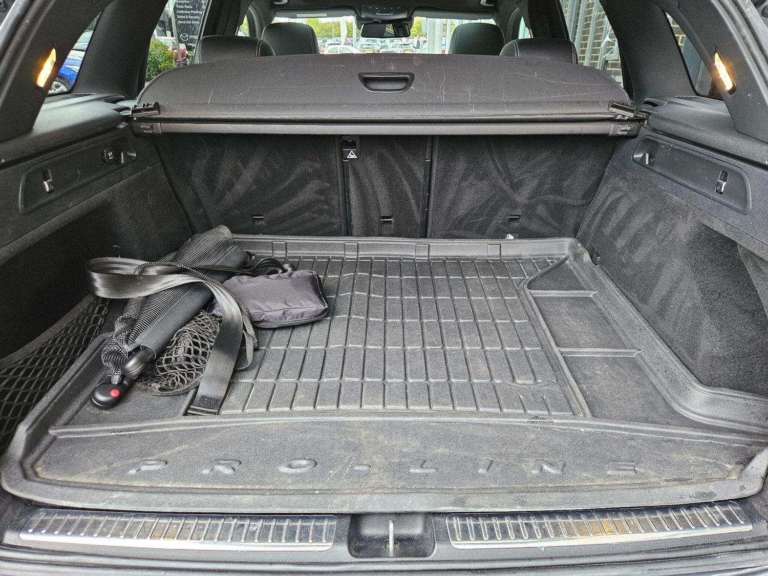 Used Mercedes-Benz GLC 2016 for sale - 76620117: Photo 10