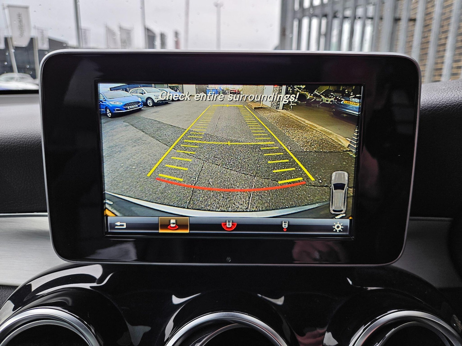 Used Mercedes-Benz GLC 2016 for sale - 76620117: Photo 17