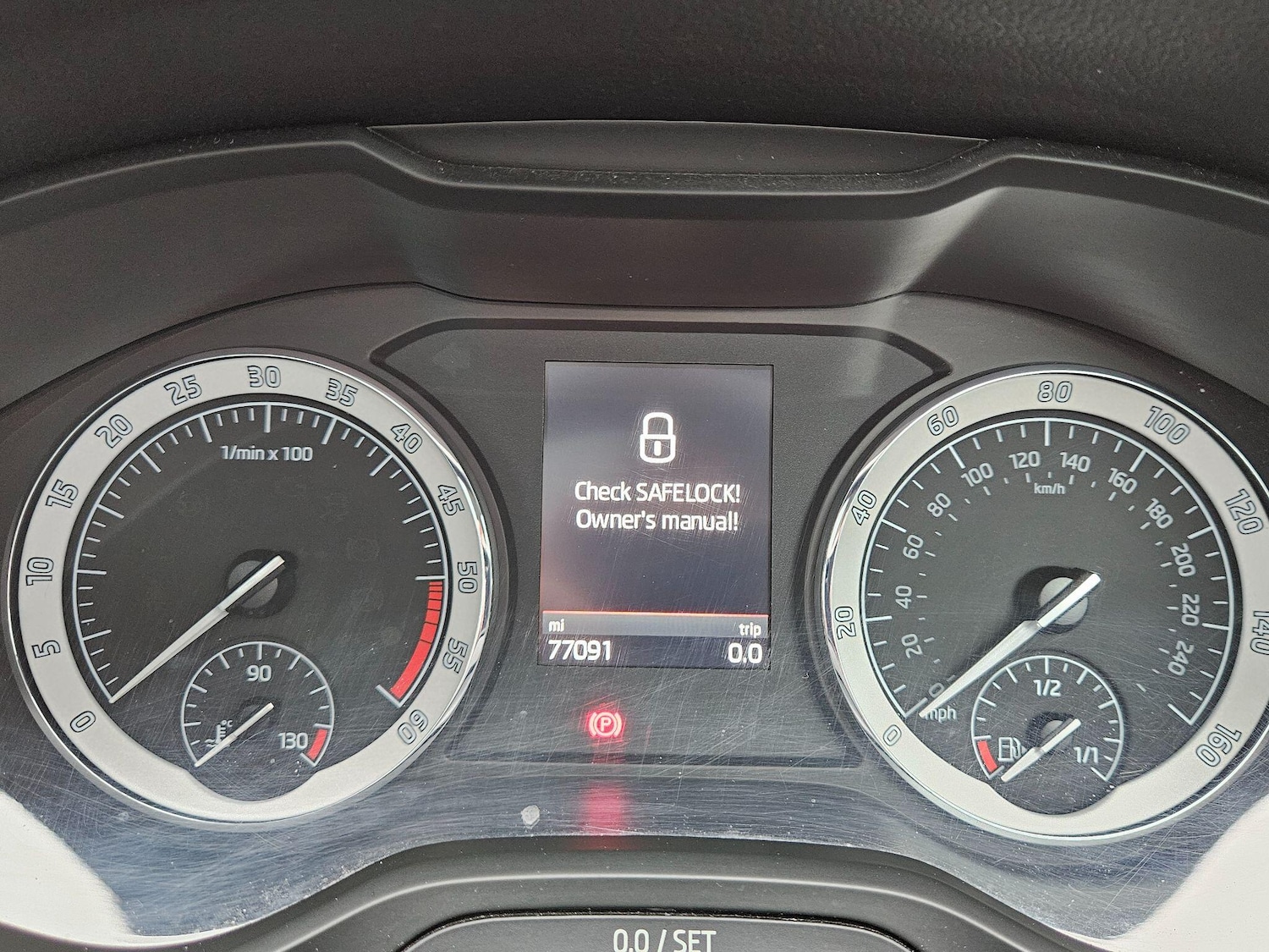 Used Skoda Karoq 2018 for sale - 76701160: Photo 13