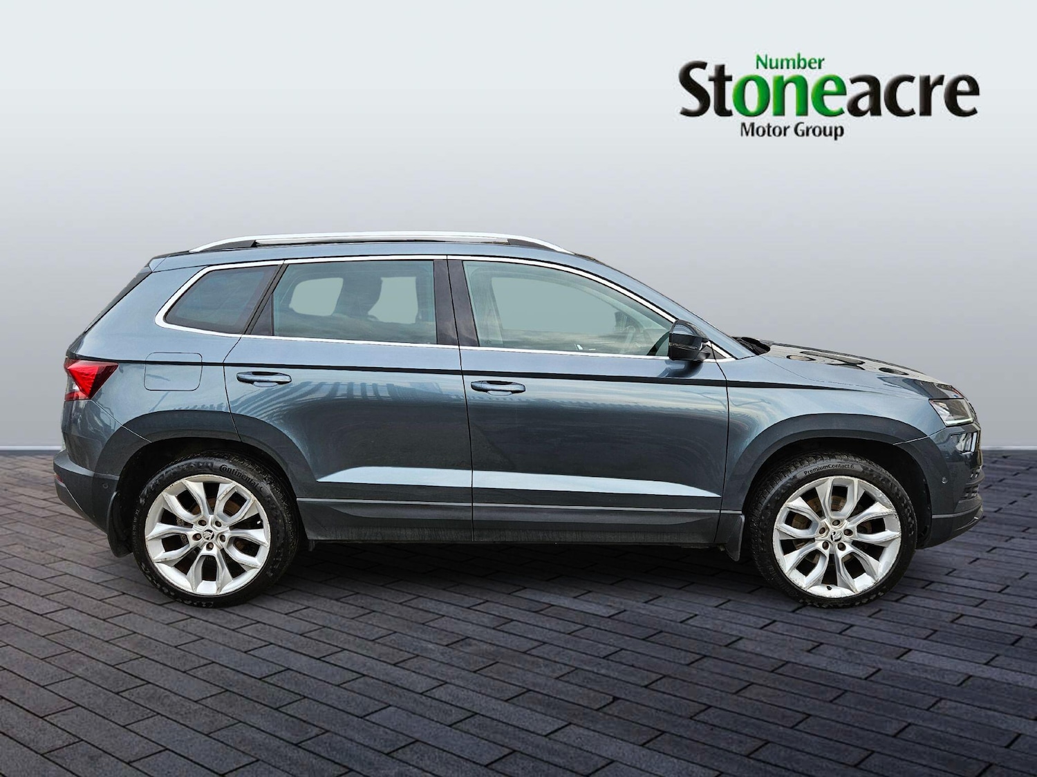 Used Skoda Karoq 2018 for sale - 76701160: Photo 2