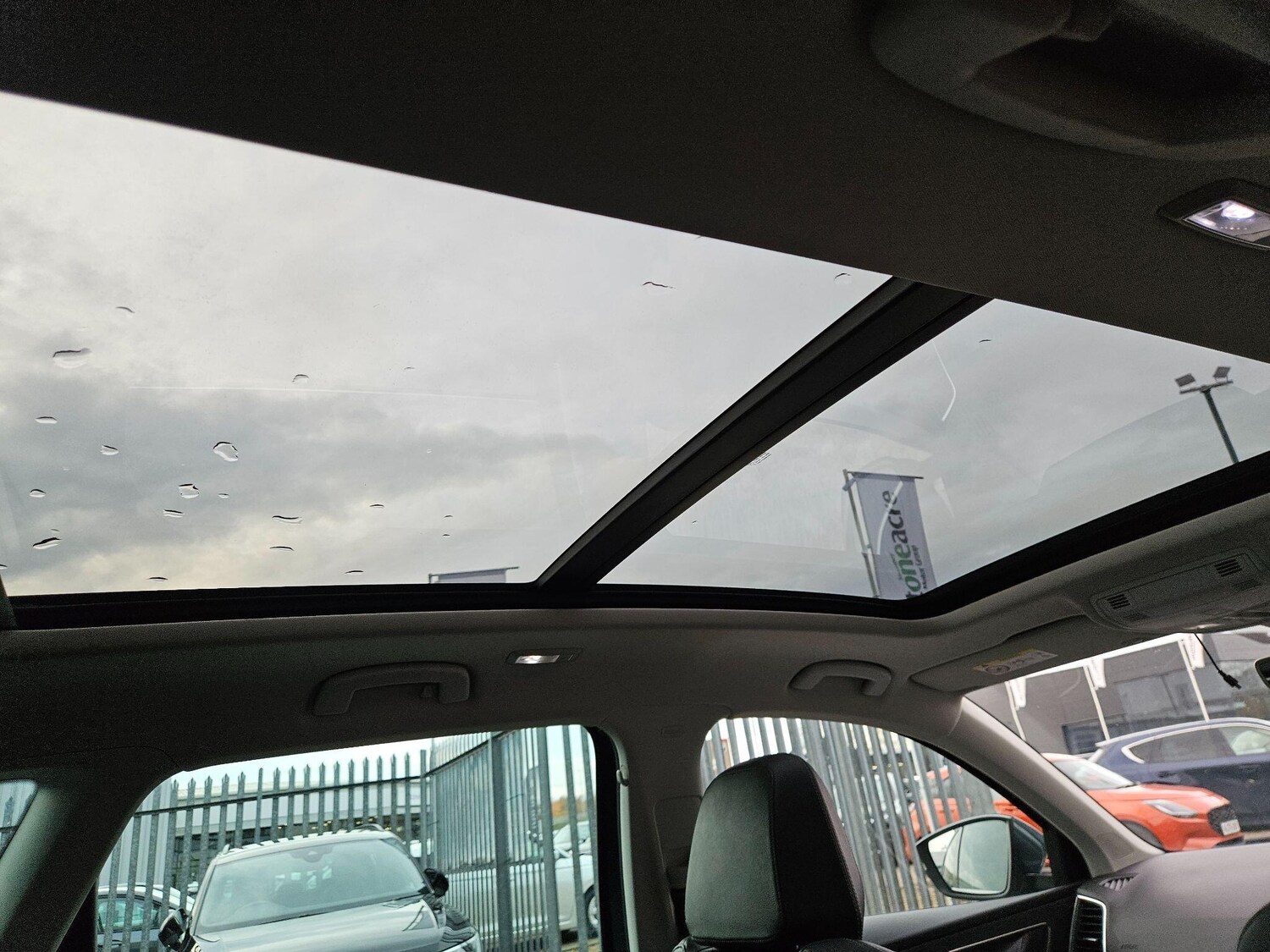 Used Skoda Karoq 2018 for sale - 76701160: Photo 20