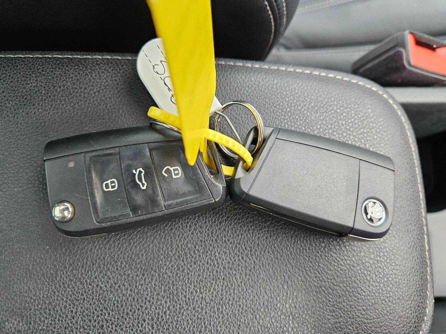 Used Skoda Karoq 2018 for sale - 76701160: Photo 21