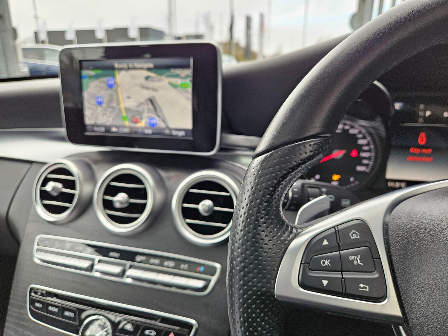 Used Mercedes-Benz C Class 2018 for sale - 78156558: Photo 15