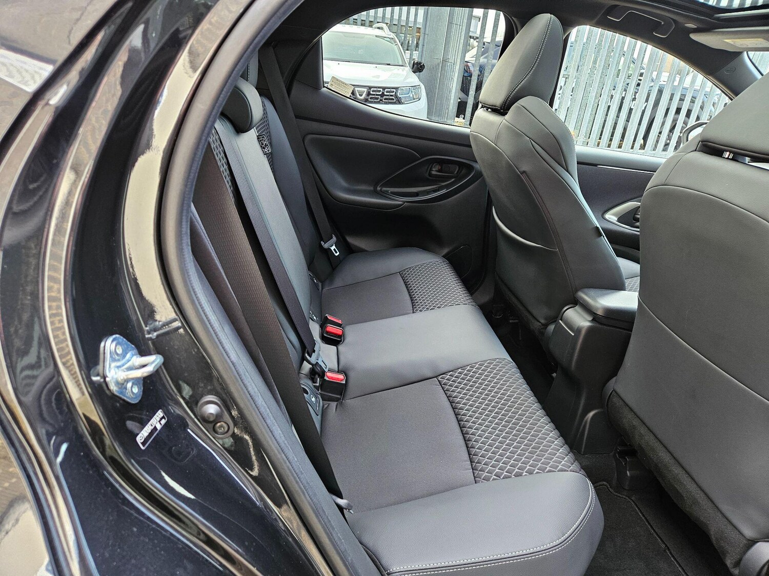 Used Mazda Mazda2 HYBRID 2025 for sale - 77723350: Photo 17