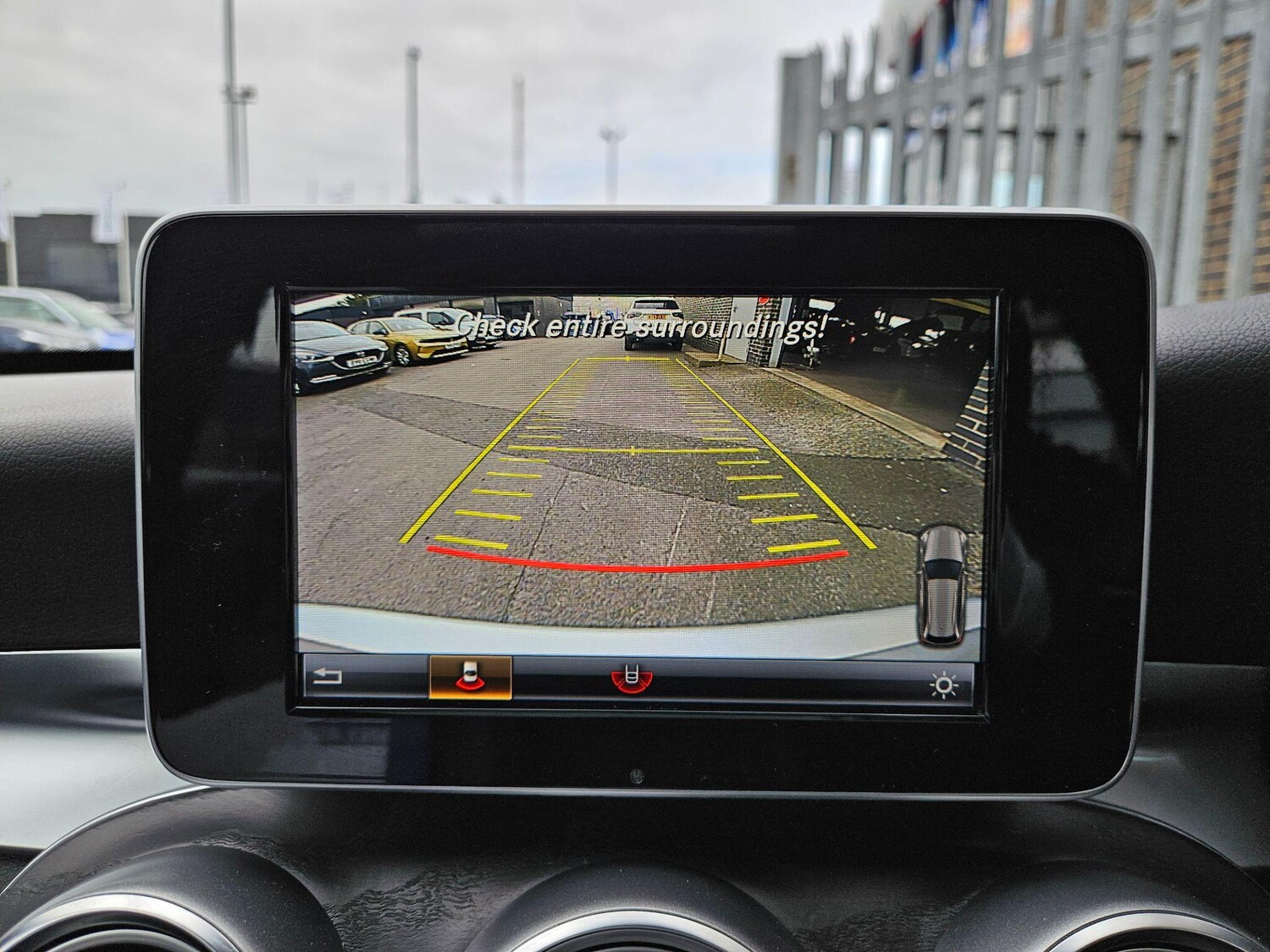 Used Mercedes-Benz C Class 2018 for sale - 77978080: Photo 16