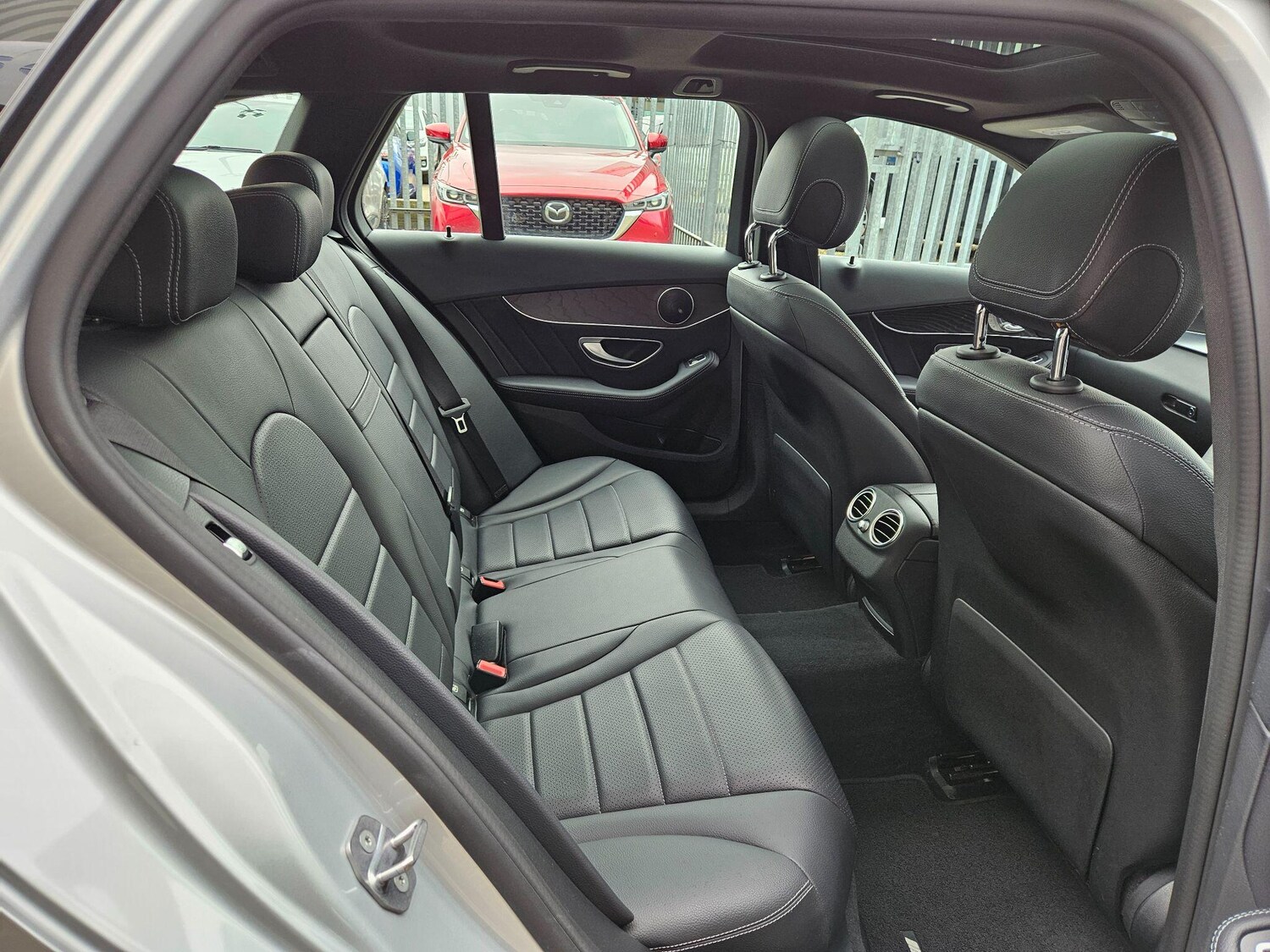 Used Mercedes-Benz C Class 2018 for sale - 77978080: Photo 19