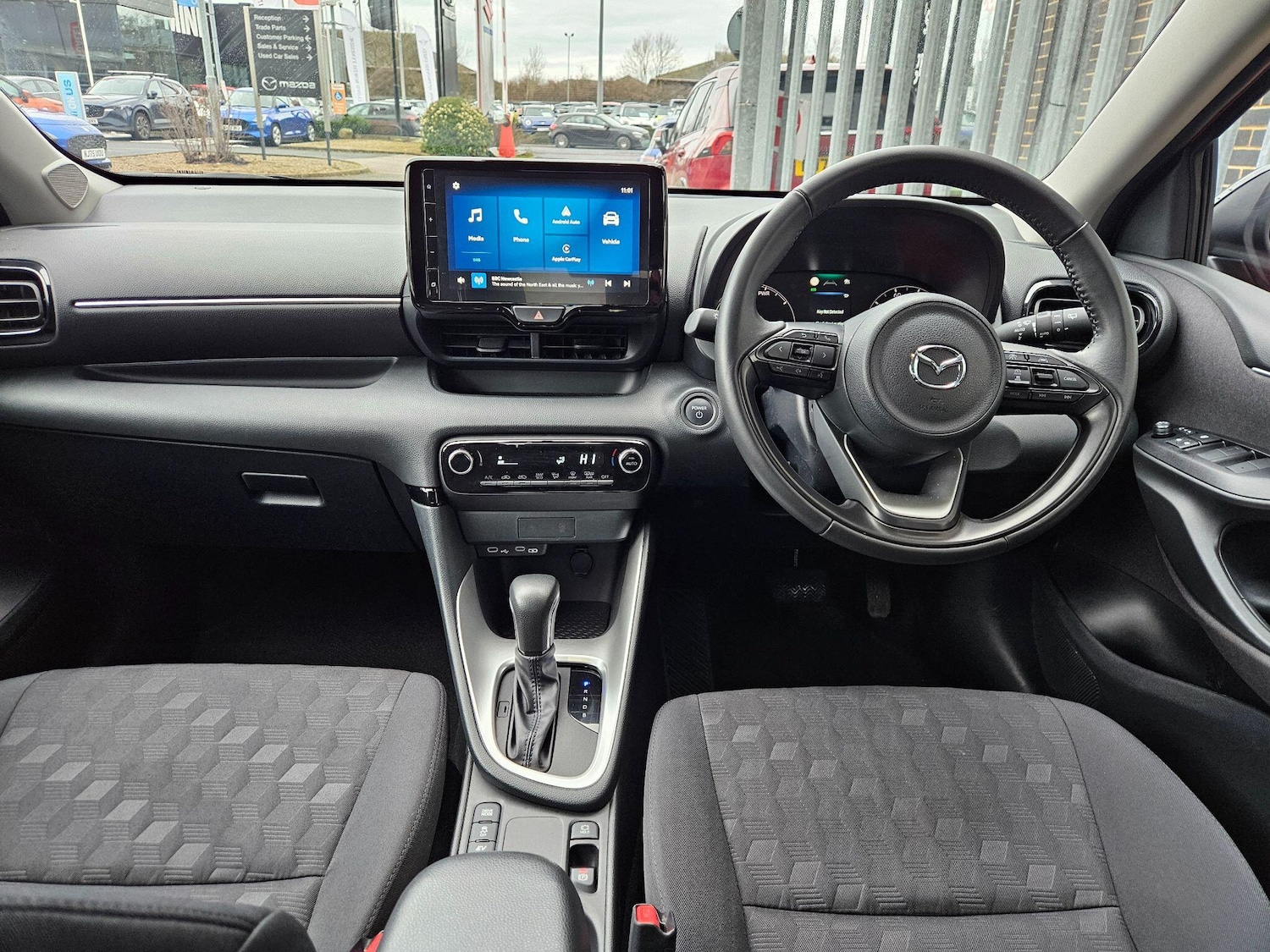 Used Mazda Mazda2 HYBRID 2025 for sale - 77215475: Photo 12