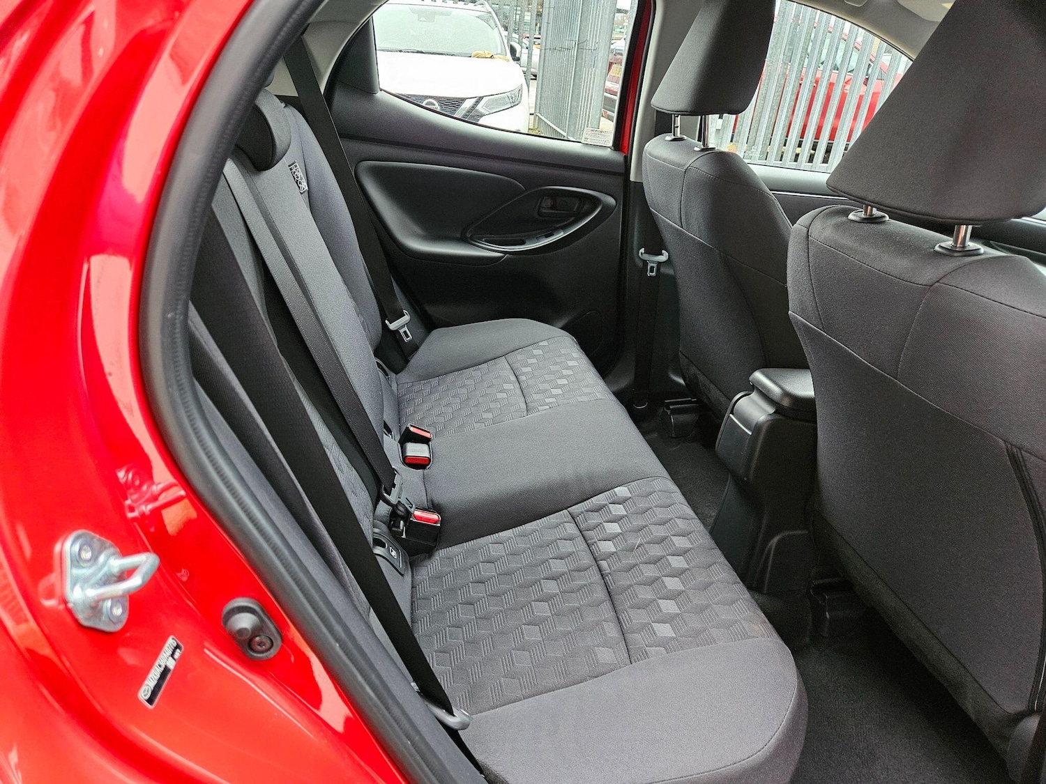 Used Mazda Mazda2 HYBRID 2025 for sale - 77215475: Photo 17