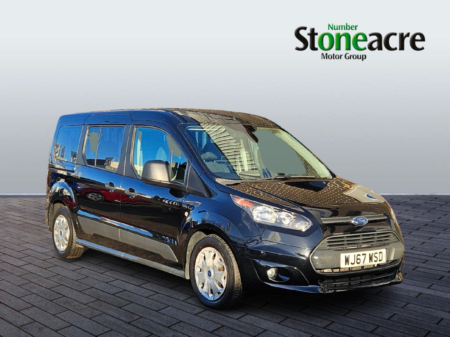 Used Ford Grand Tourneo Connect 2017 for sale - 76856028: Photo 1