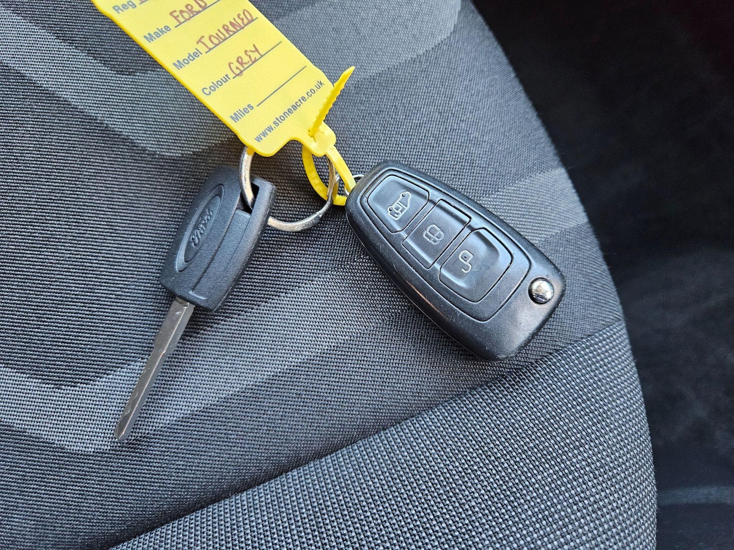 Used Ford Grand Tourneo Connect 2017 for sale - 76856028: Photo 24