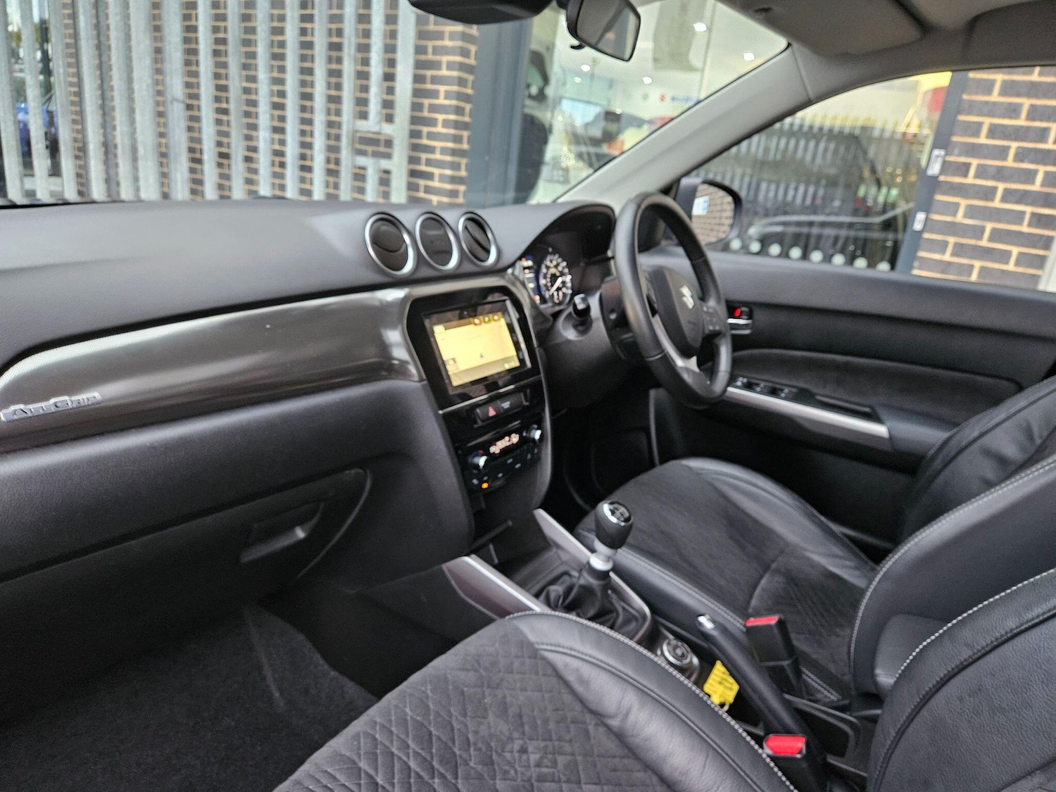 Used Suzuki Vitara 2023 for sale - 76572040: Photo 13