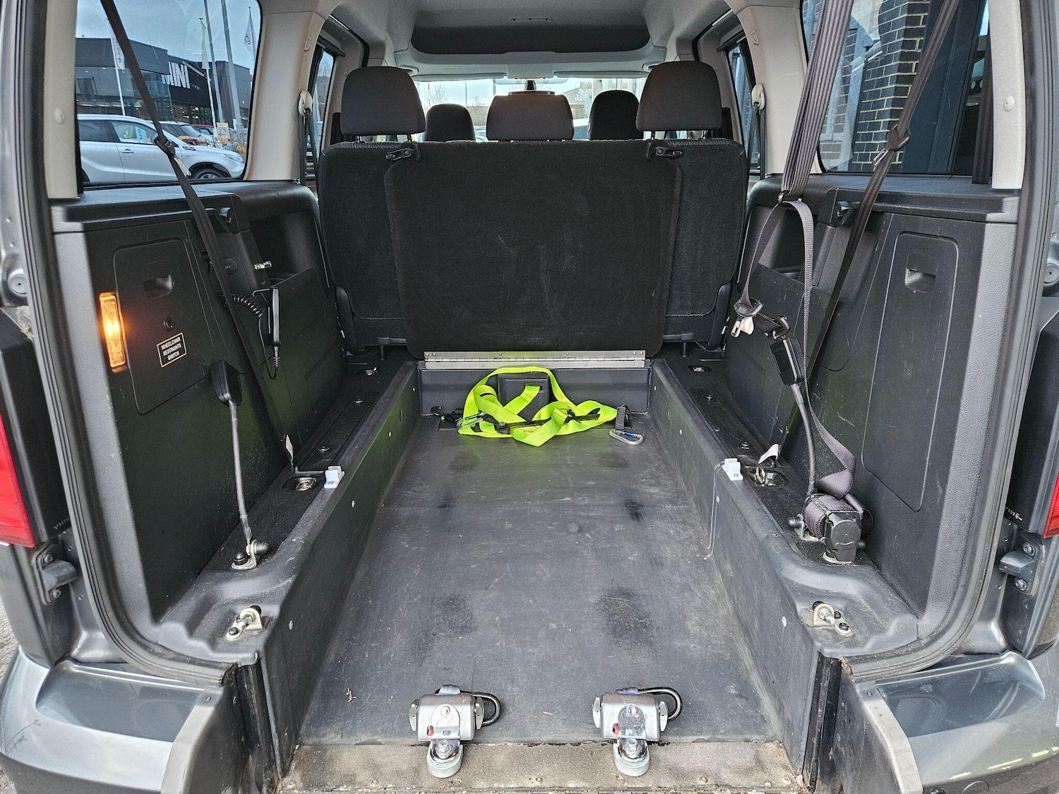 Used Volkswagen Caddy Maxi Life 2018 for sale - 76912667: Photo 12