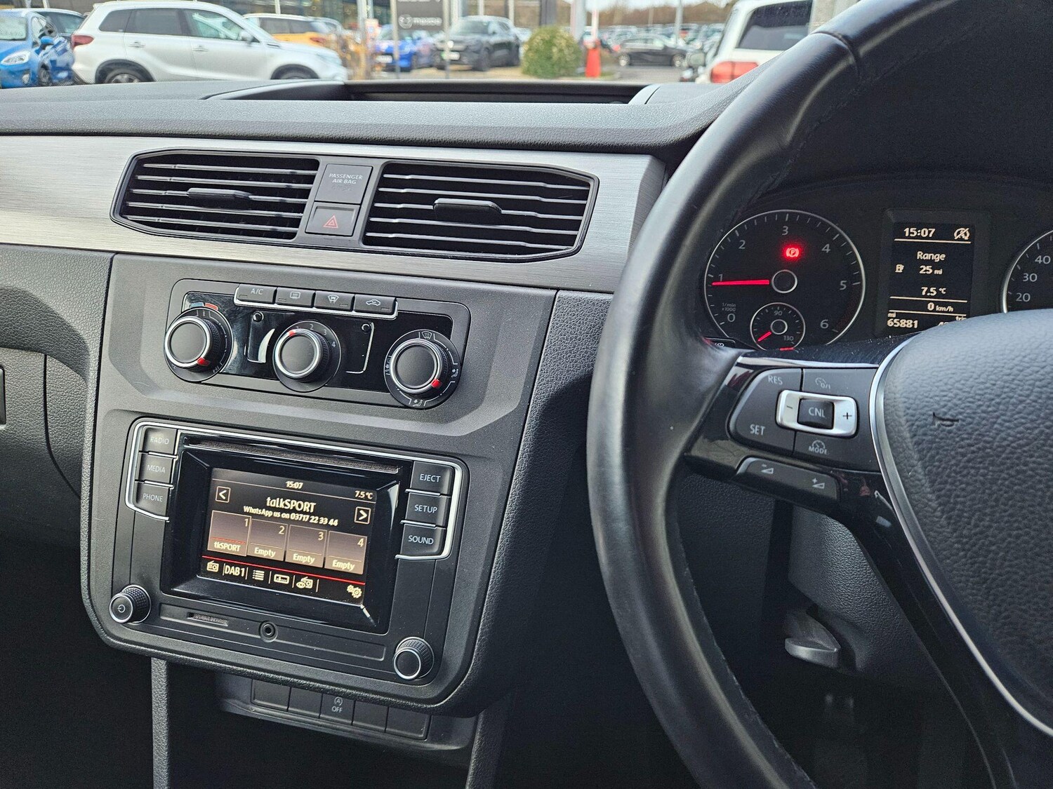 Used Volkswagen Caddy Maxi Life 2018 for sale - 76912667: Photo 19