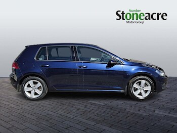 Used Volkswagen Golf 2017 for sale - 78504542: Photo
