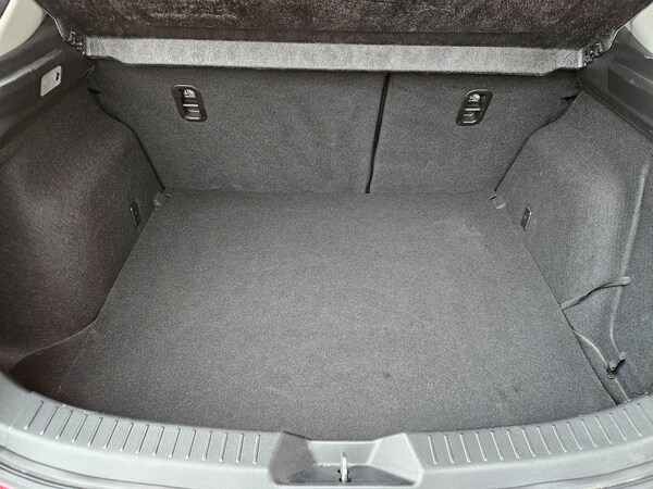 Used Mazda Mazda3 2018 for sale - 76174805: Photo 9