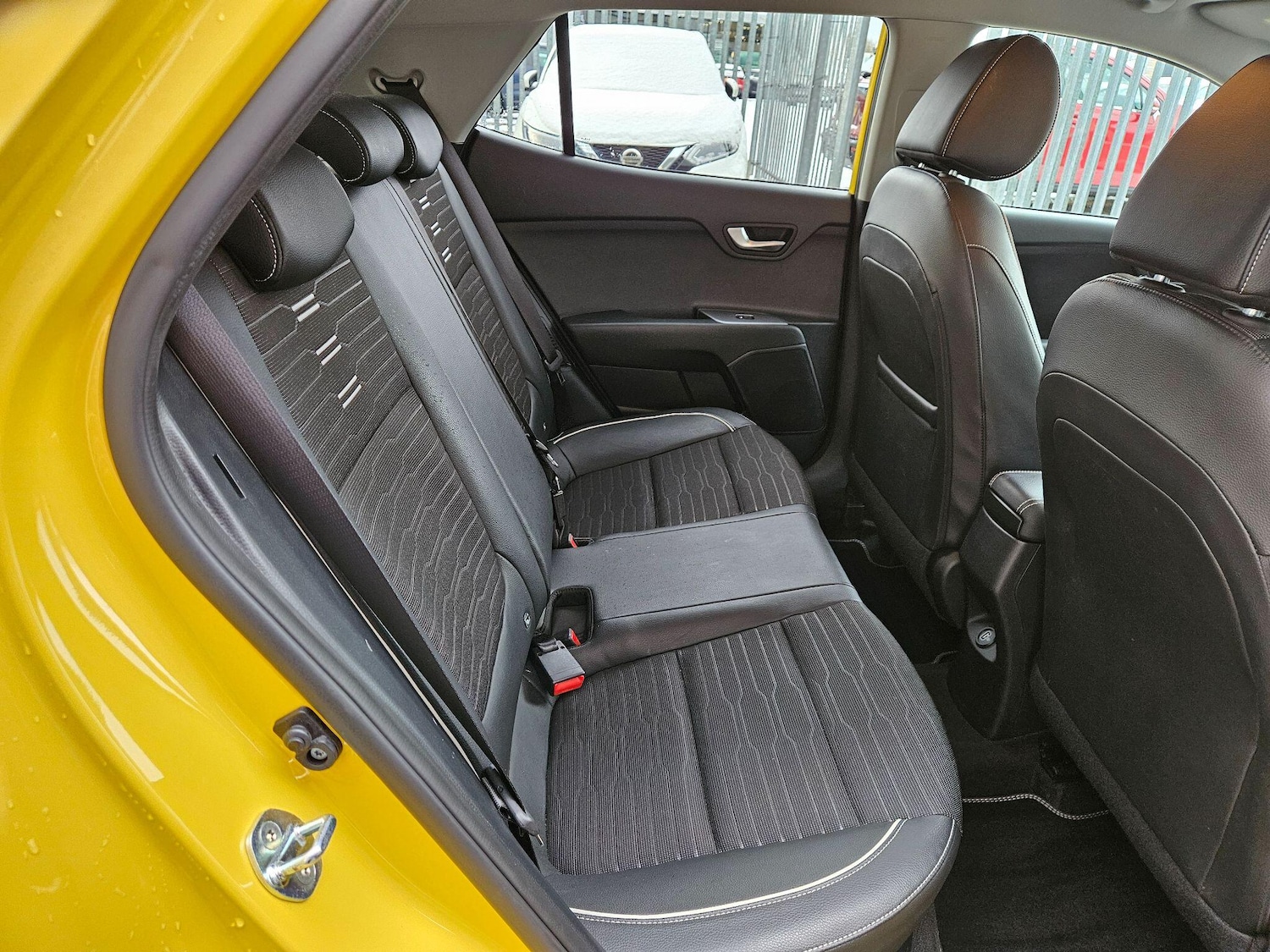 Used Kia Stonic 2023 for sale - 77143778: Photo 17