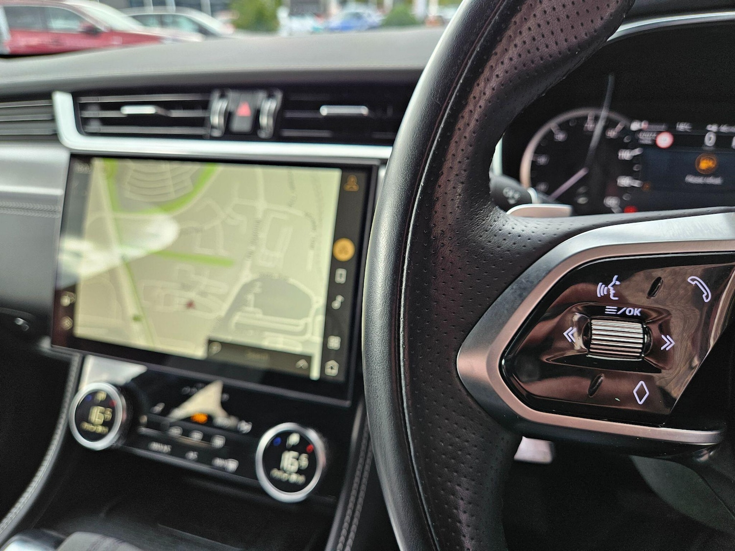 Used Jaguar F-Pace 2021 for sale - 76422746: Photo 15