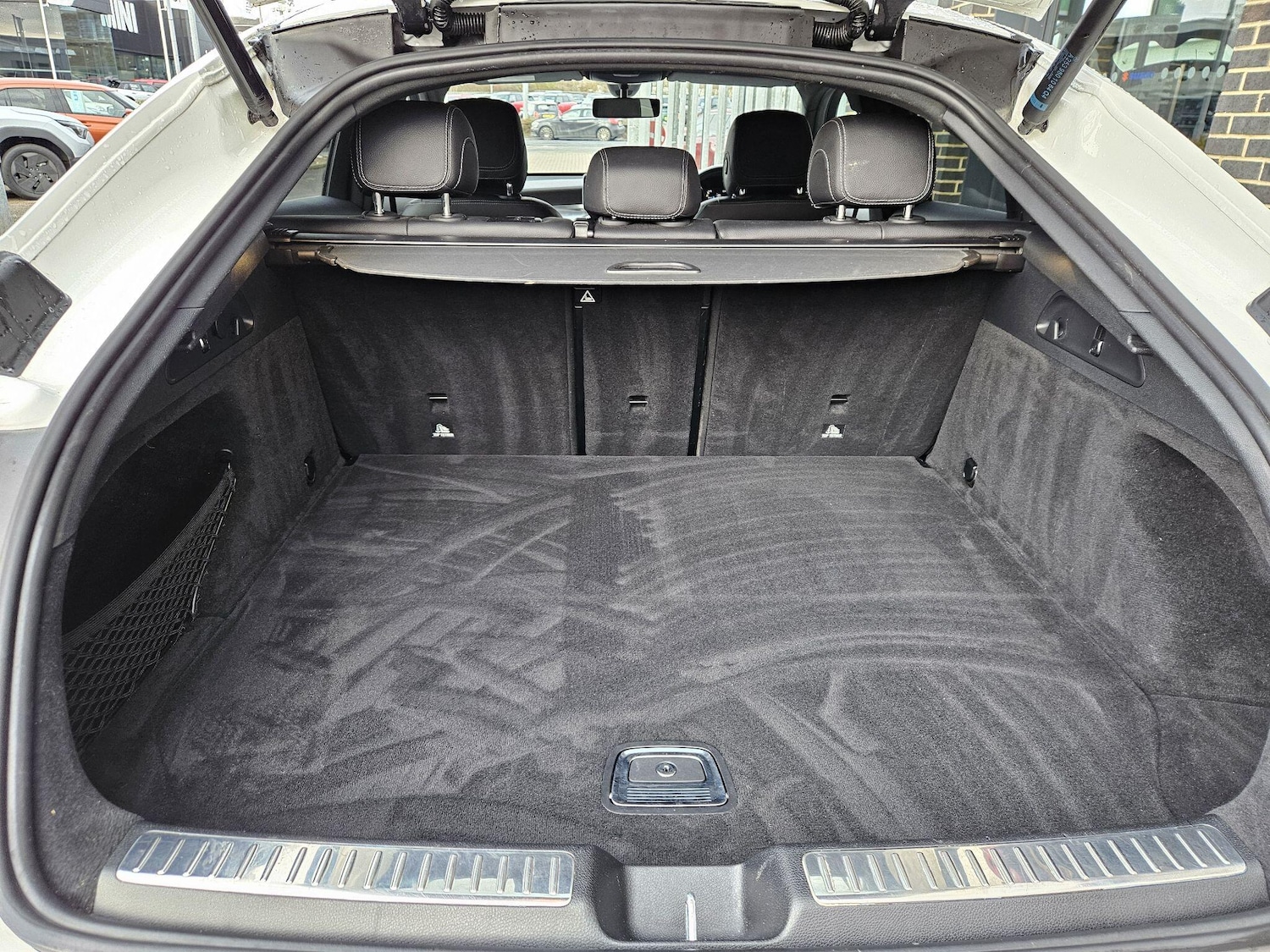 Used Mercedes-Benz GLC 2019 for sale - 76855669: Photo 10