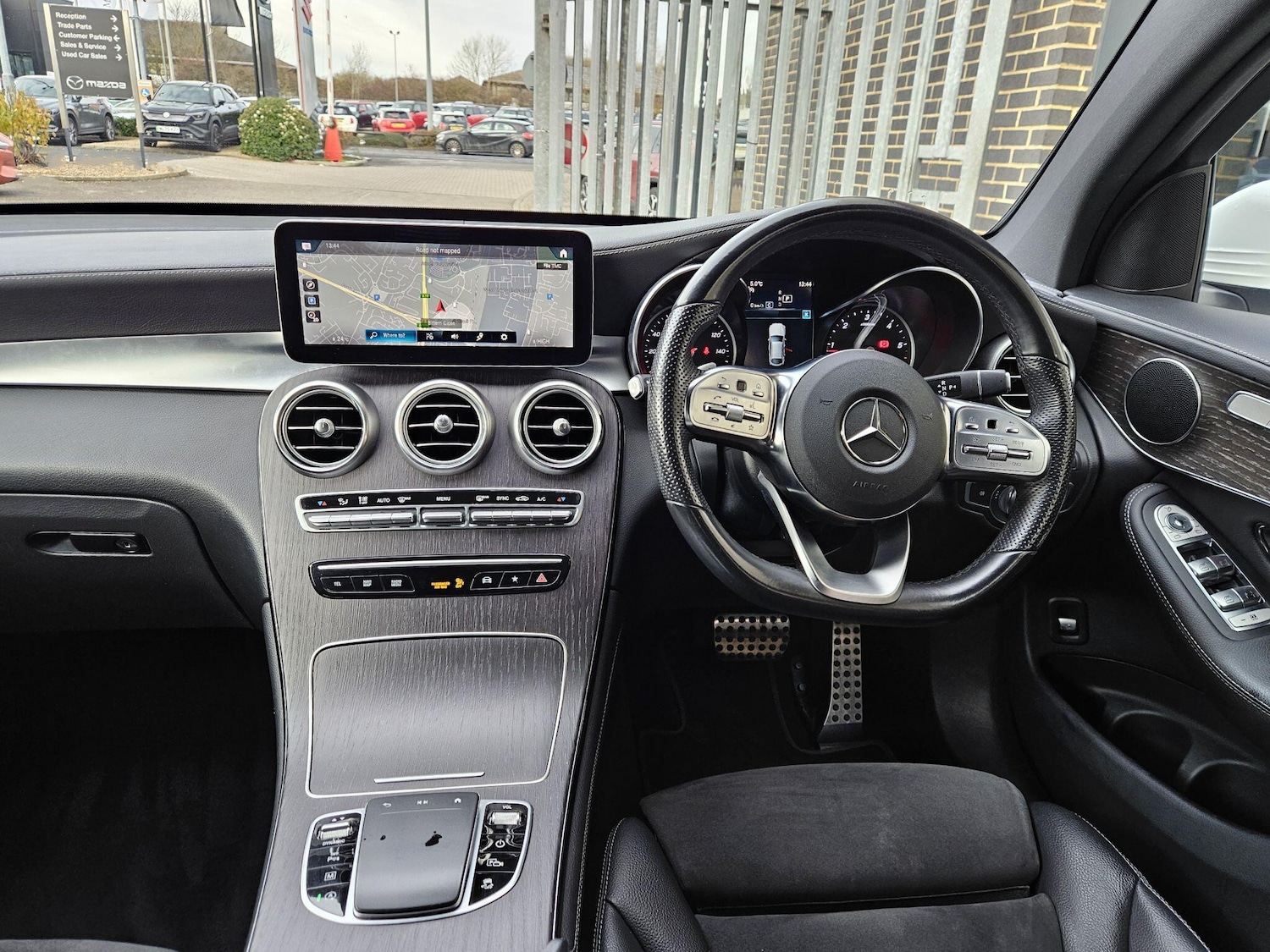 Used Mercedes-Benz GLC 2019 for sale - 76855669: Photo 12