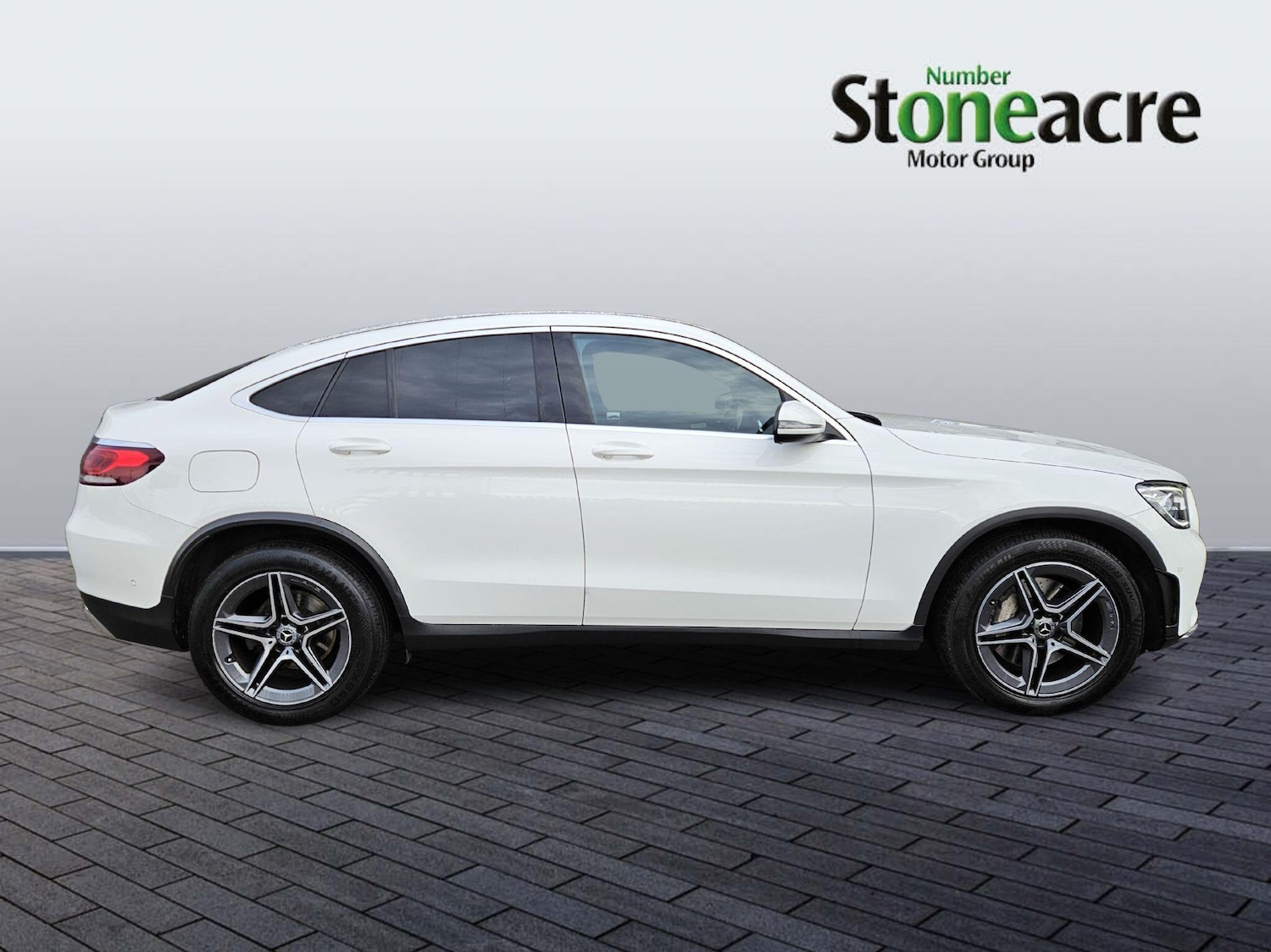 Used Mercedes-Benz GLC 2019 for sale - 76855669: Photo 2