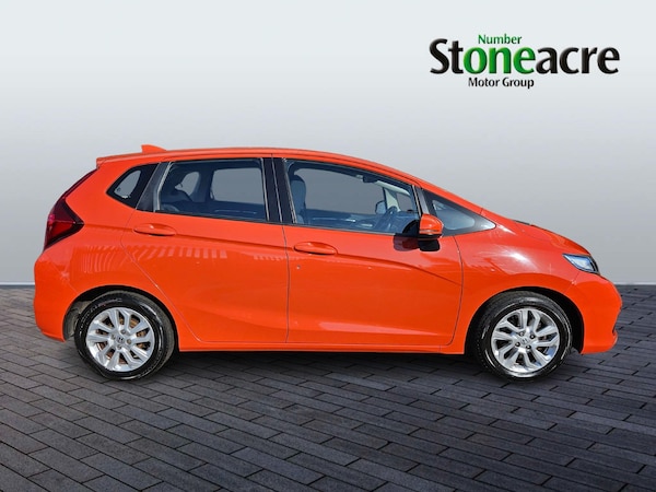 Used Honda Jazz 2018 for sale - 76167069: Photo 2