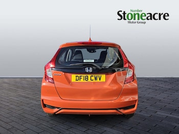Used Honda Jazz 2018 for sale - 76167069: Photo 4