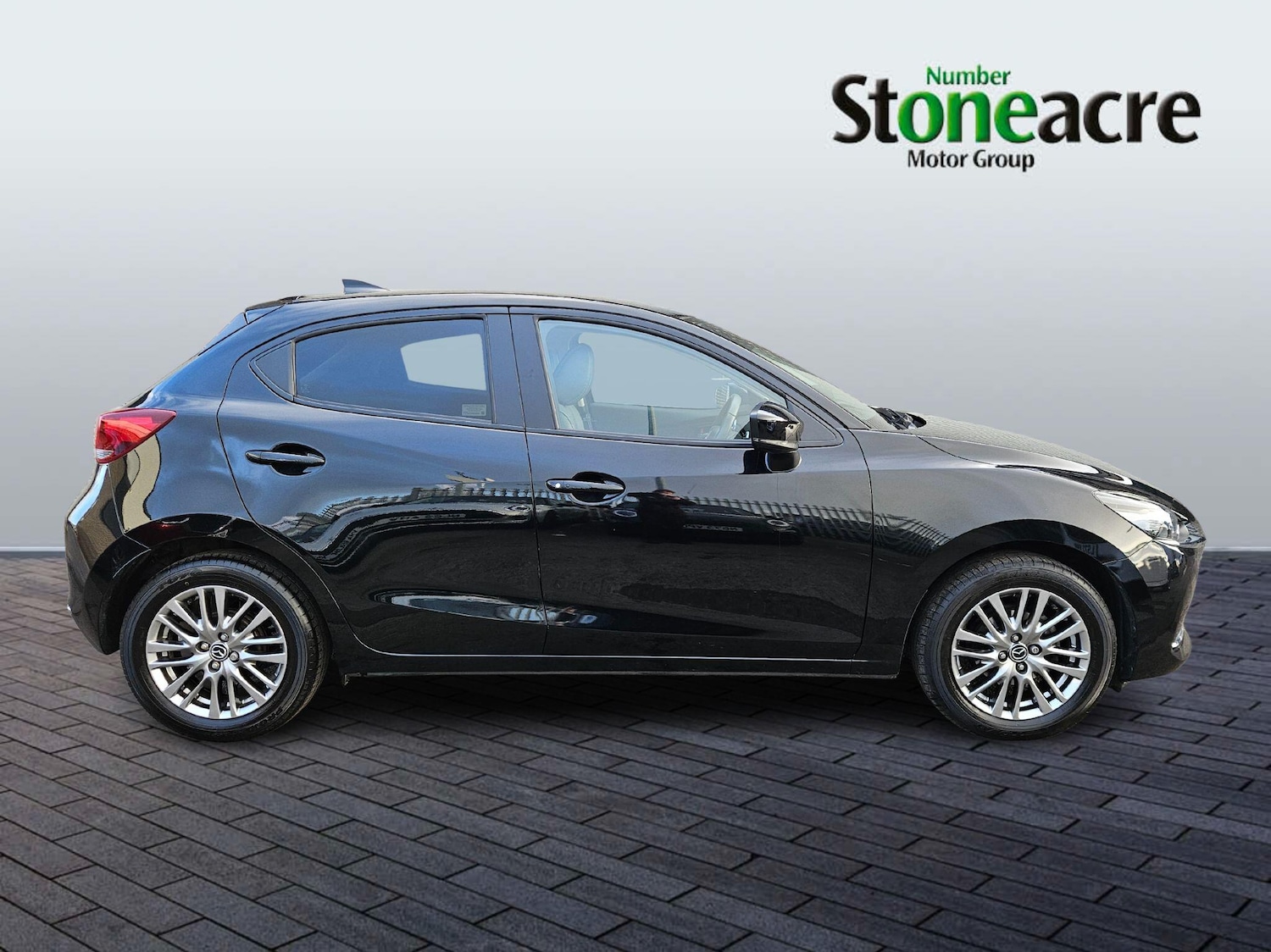 Used Mazda Mazda2 2021 for sale - 77352042: Photo 2
