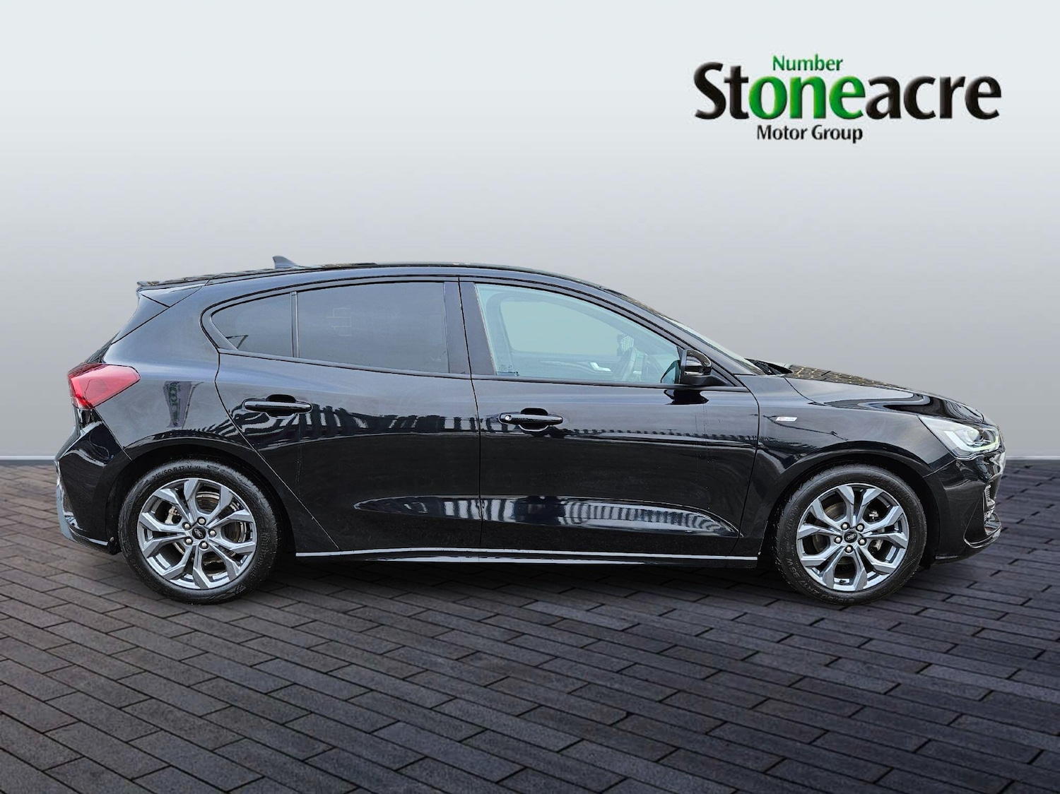 Used Ford Focus 2023 for sale - 77143206: Photo 2