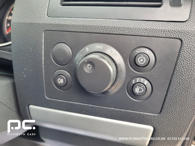 Used Vauxhall Zafira 2014 for sale - 75983110: Photo 22