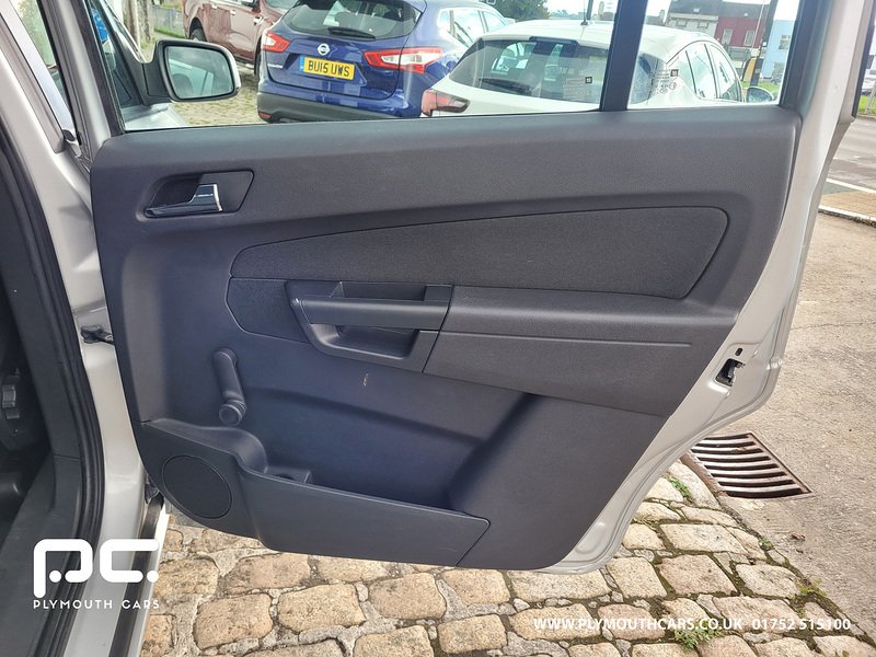 Used Vauxhall Zafira 2014 for sale - 75983110: Photo 24