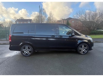 Used Mercedes-Benz V-Class 2016 for sale - 76330451: Photo
