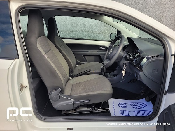 Used Volkswagen up! 2014 for sale - 76133001: Photo 34