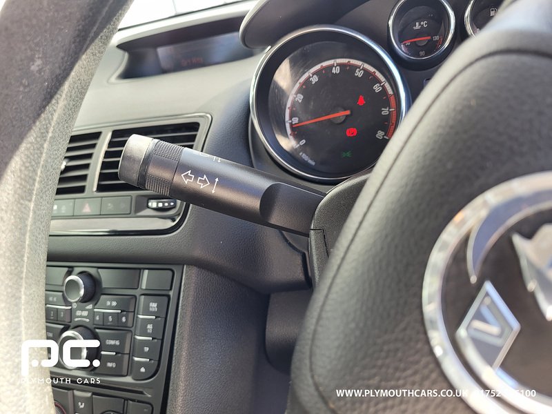 Used Vauxhall Meriva 2010 for sale - 75983116: Photo 21