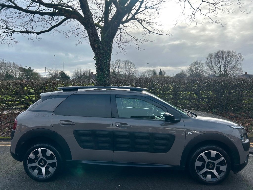 Used Citroen C4 Cactus 2015 for sale - 77318666: Photo 2
