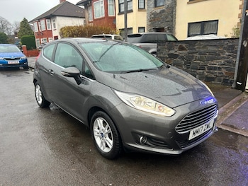 Used Ford Fiesta 2017 for sale - 76770248: Photo