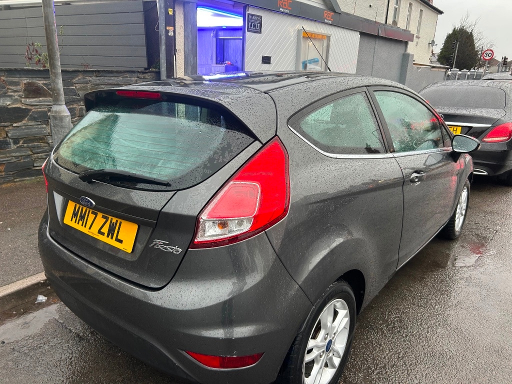 Used Ford Fiesta 2017 for sale - 76770248: Photo 2