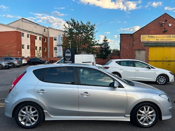 Used Hyundai i30 2010 for sale - 79386459: Photo
