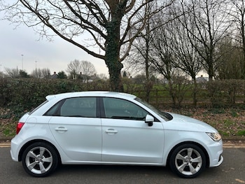 Used Audi A1 2015 for sale - 77782028: Photo