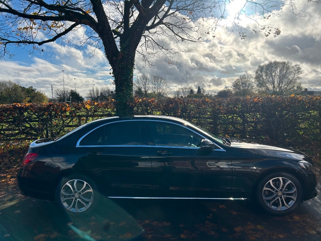 Used Mercedes-Benz C Class 2016 for sale - 76527412: Photo 2