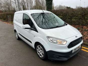 Used Ford Transit Courier 2017 for sale - 74802308: Photo