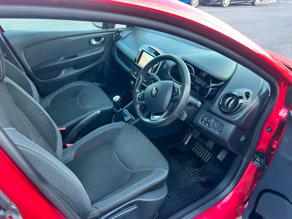 Used Renault Clio 2017 for sale - 76230553: Photo 11