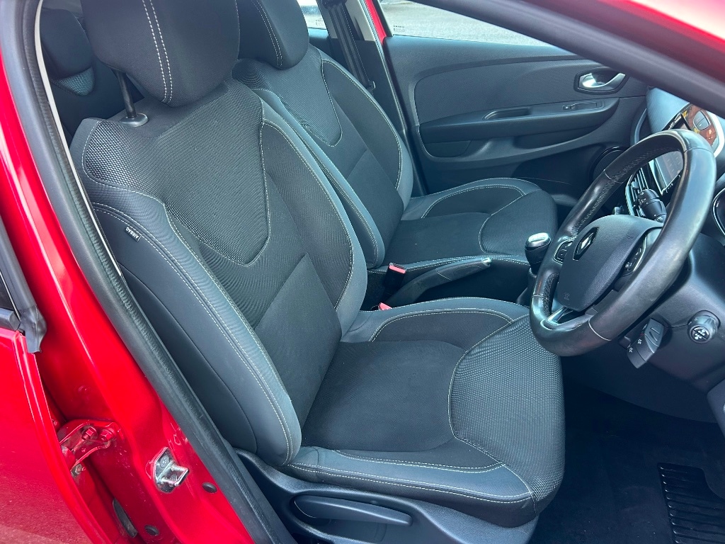 Used Renault Clio 2017 for sale - 76230553: Photo 14