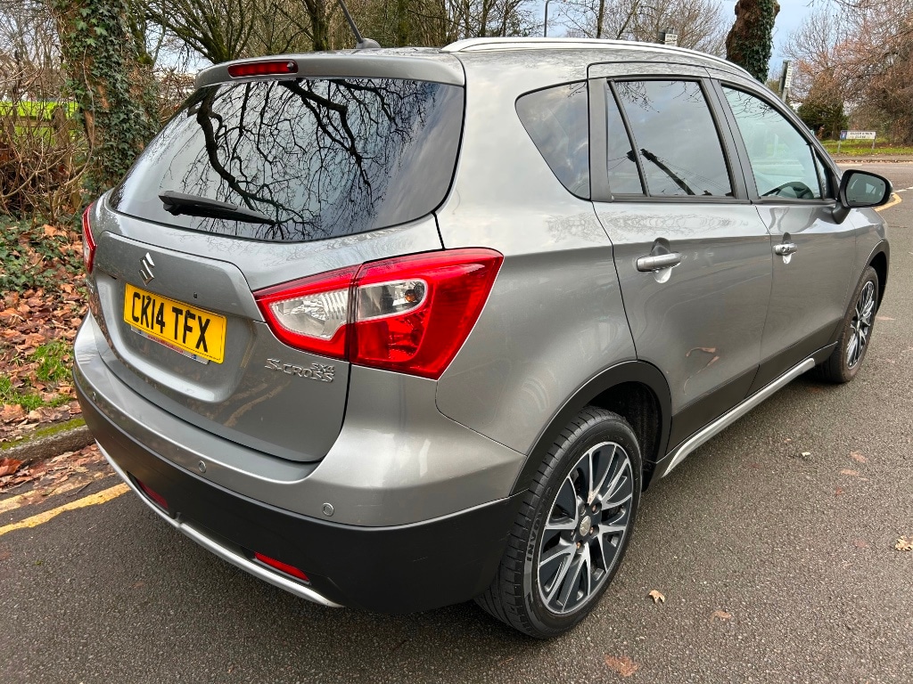 Used Suzuki SX4 2014 for sale - 76932235: Photo 5