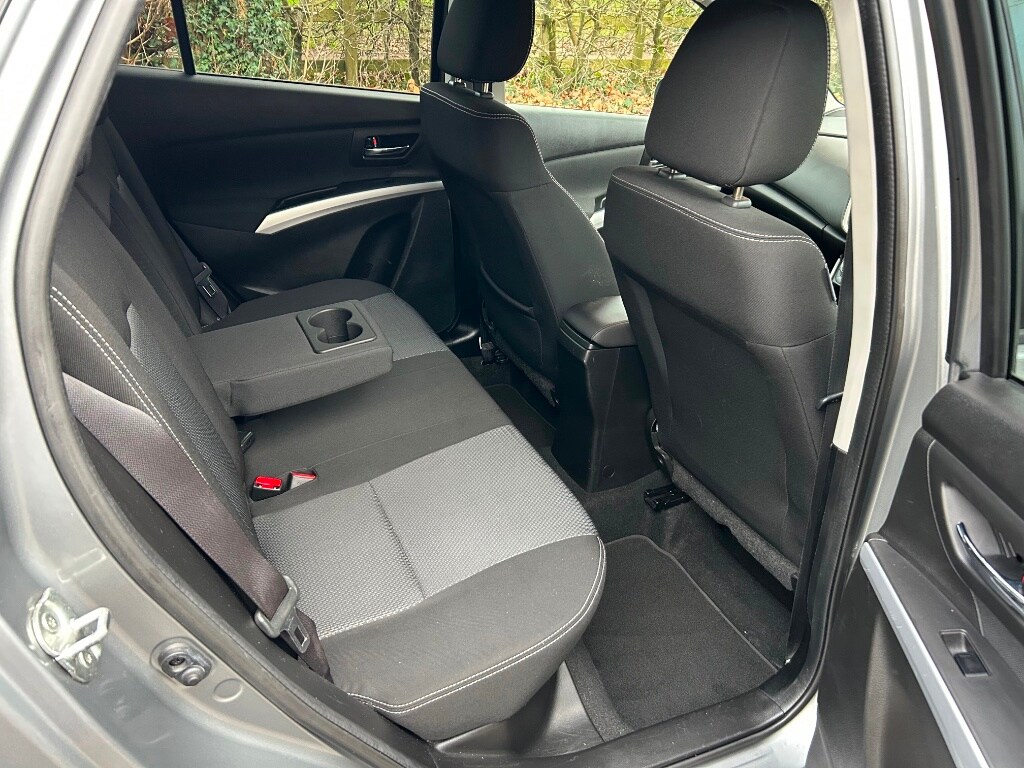 Used Suzuki SX4 2014 for sale - 76932235: Photo 8