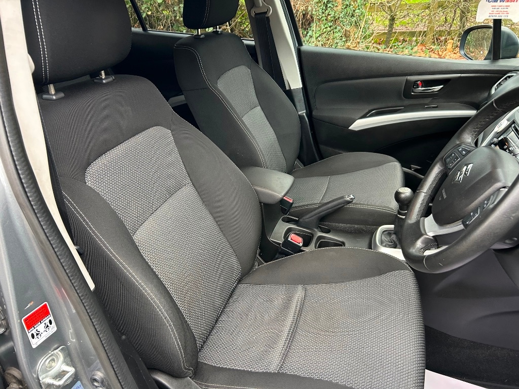 Used Suzuki SX4 2014 for sale - 76932235: Photo 9