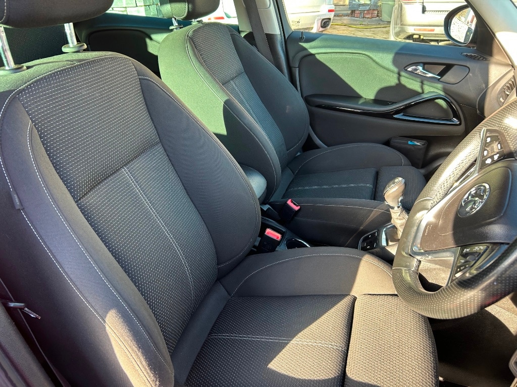 Used Vauxhall Zafira 2015 for sale - 76968307: Photo 14